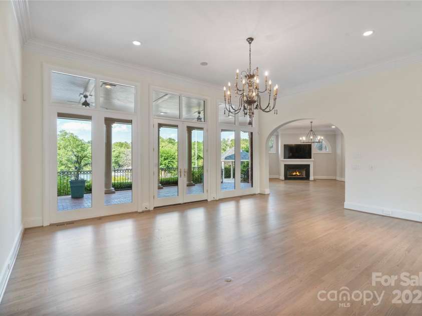 8721 Lake Challis Lane, Charlotte, NC 28226.  MLS# CAR4264096, YatesRealty ID 21863. 