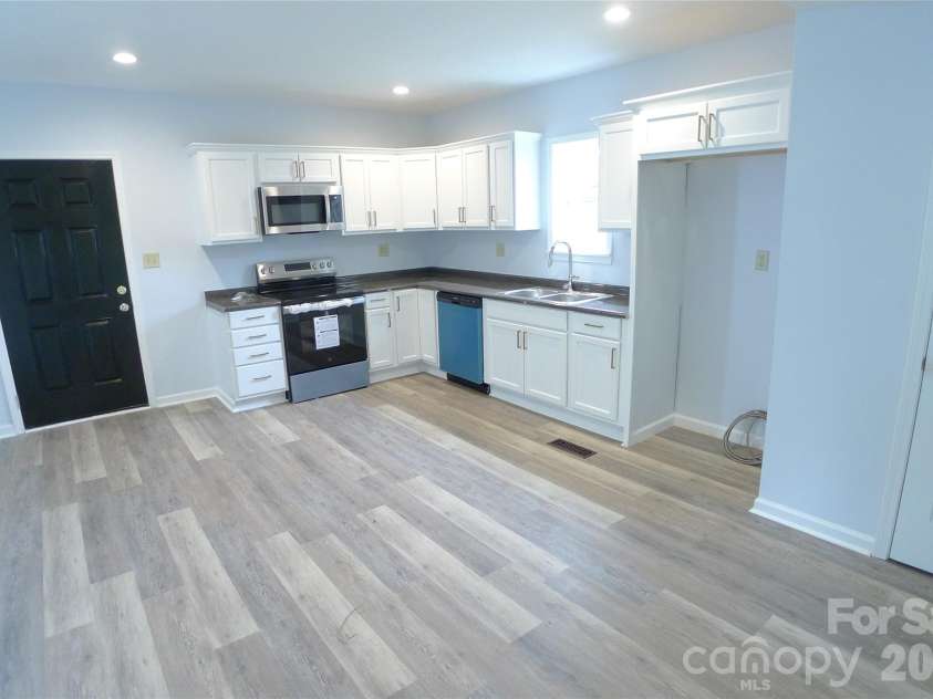 221 Duke Street, Cooleemee, NC 27014.  MLS# CAR4407077, YatesRealty ID 21864. 