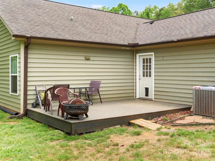 10340 Williams Road, Mint Hill, NC 28227.  MLS# CAR4247829, YatesRealty ID 21865. Backyard Deck