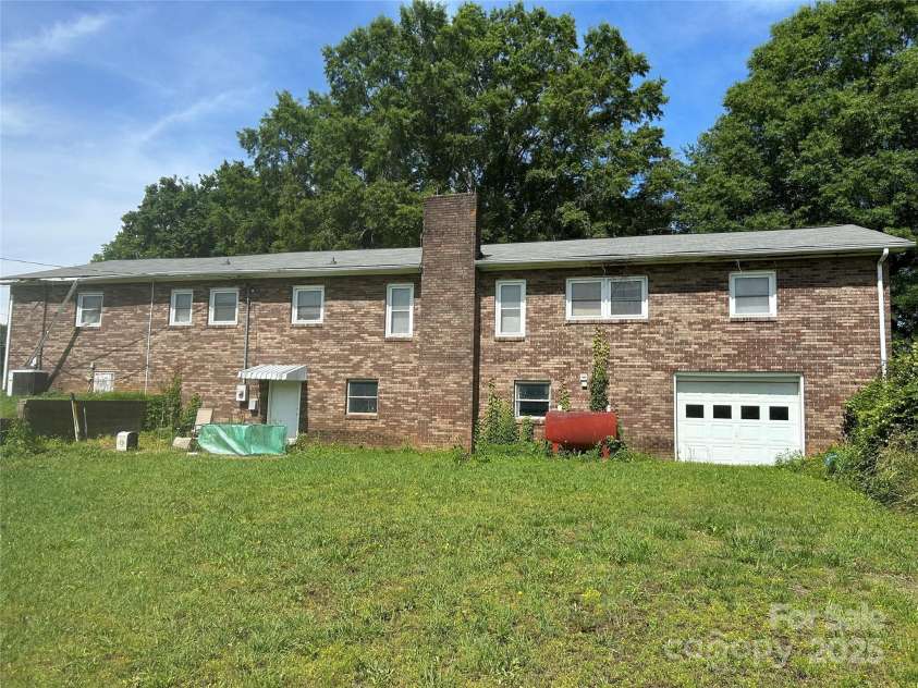 4268 Wilkesboro Highway, Statesville, NC 28625.  MLS# CAR4260024, YatesRealty ID 21866. Back Garage 