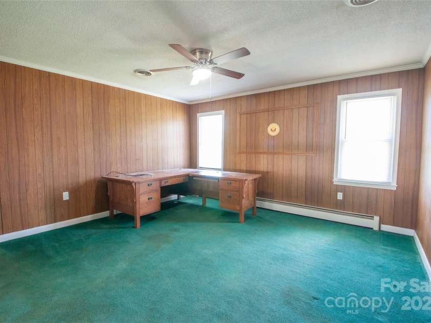 4268 Wilkesboro Highway, Statesville, NC 28625.  MLS# CAR4260024, YatesRealty ID 21866. Den