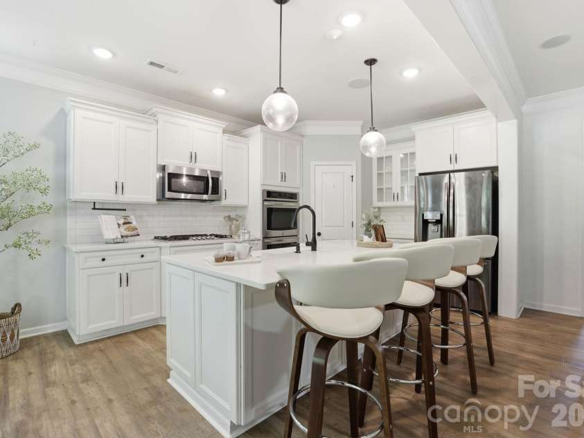 1134 Baldwin Drive, Lancaster, SC 29720.  MLS# CAR4375902, YatesRealty ID 21867. Gourmet Kitchen