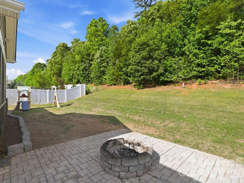 1134 Baldwin Drive, Lancaster, SC 29720.  MLS# CAR4420995, YatesRealty ID 21867. 