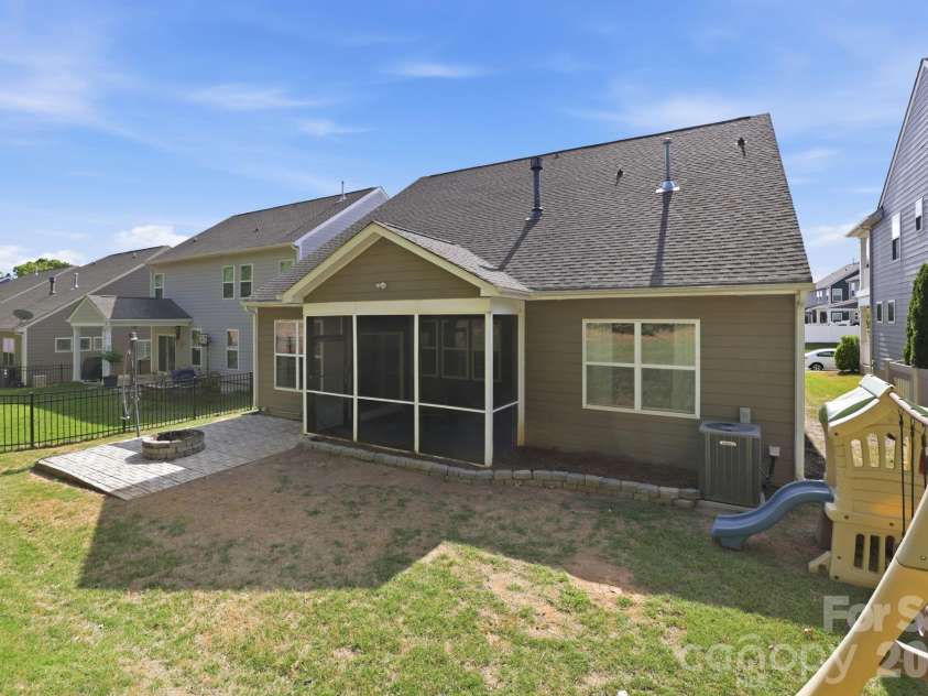 1134 Baldwin Drive, Lancaster, SC 29720.  MLS# CAR4420995, YatesRealty ID 21867. 
