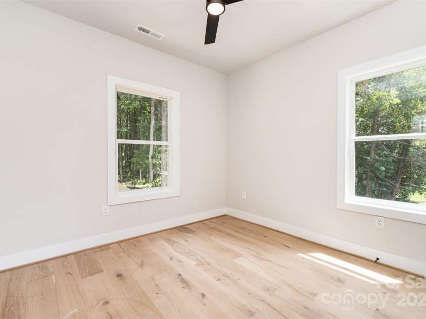 2512 Remington Street, Charlotte, NC 28216.  MLS# CAR4243674, YatesRealty ID 21867. Guest Bedroom