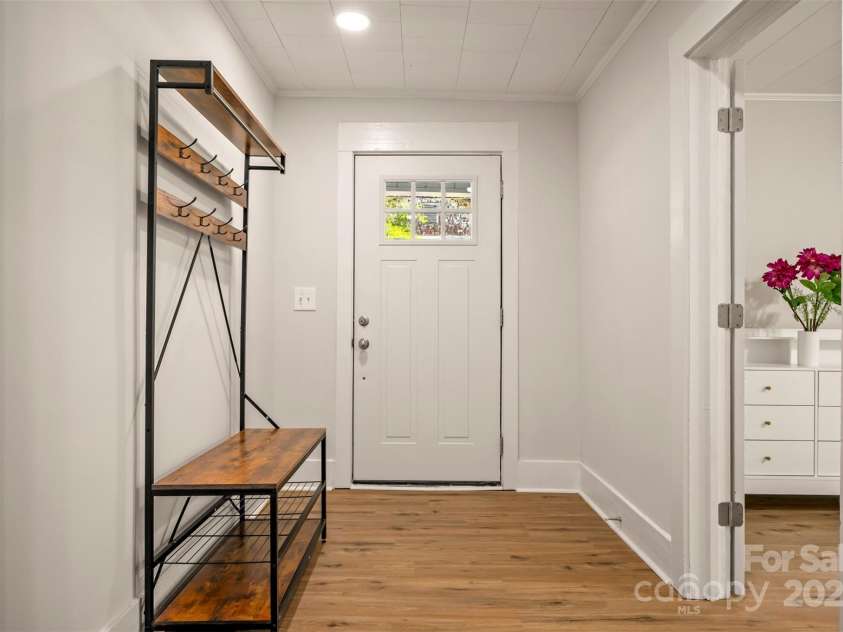 118 Landis Street, Forest City, NC 28043.  MLS# CAR4257373, YatesRealty ID 21868. 