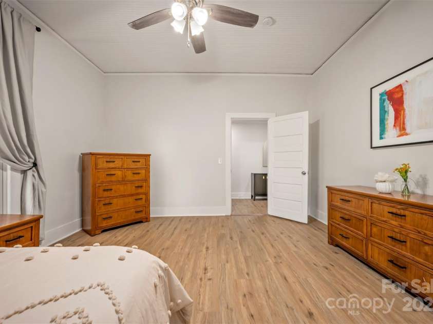 118 Landis Street, Forest City, NC 28043.  MLS# CAR4257373, YatesRealty ID 21868. 