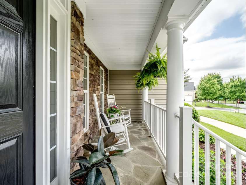 538 Fairwoods Drive, Huntersville, NC 28078.  MLS# CAR4263413, YatesRealty ID 21869. 