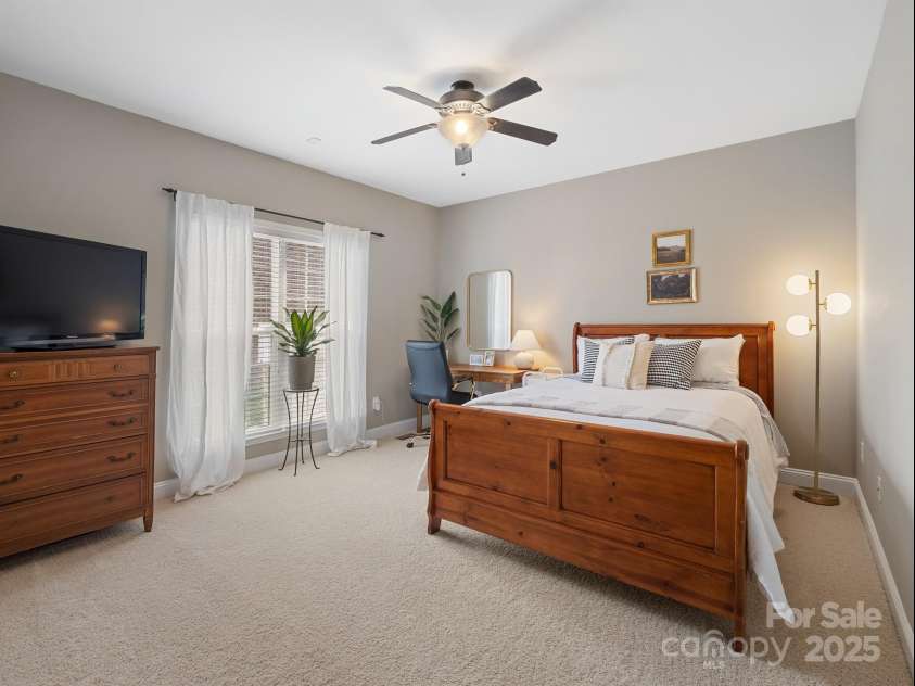538 Fairwoods Drive, Huntersville, NC 28078.  MLS# CAR4263413, YatesRealty ID 21869. 