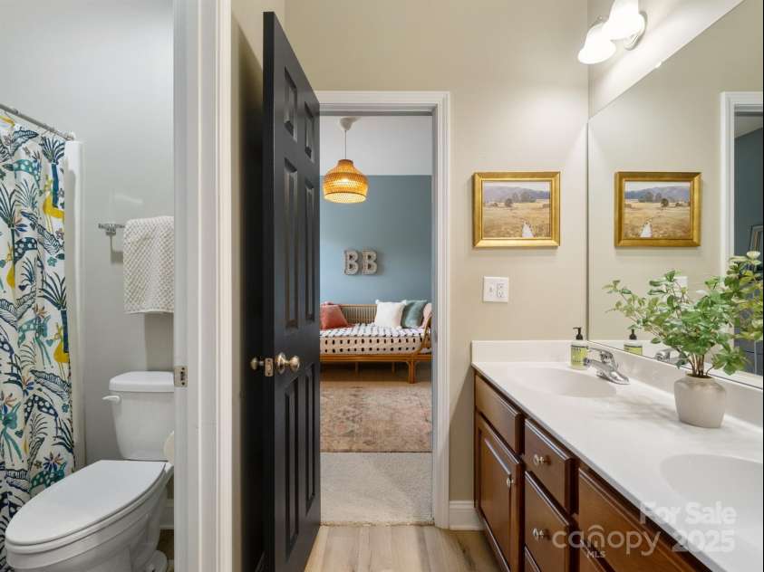 538 Fairwoods Drive, Huntersville, NC 28078.  MLS# CAR4263413, YatesRealty ID 21869. 