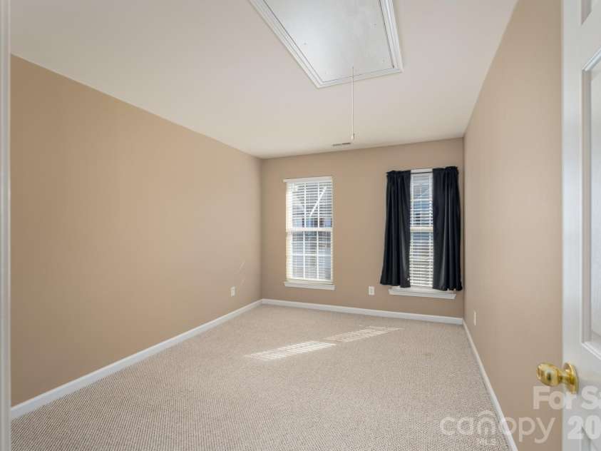 115 Autumn Falls Drive, Lake Wylie, SC 29710.  MLS# CAR4318027, YatesRealty ID 2187. 