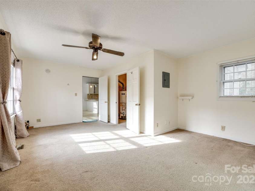 124 Piedmont Street, Rock Hill, SC 29730.  MLS# CAR4216386, YatesRealty ID 2187. 