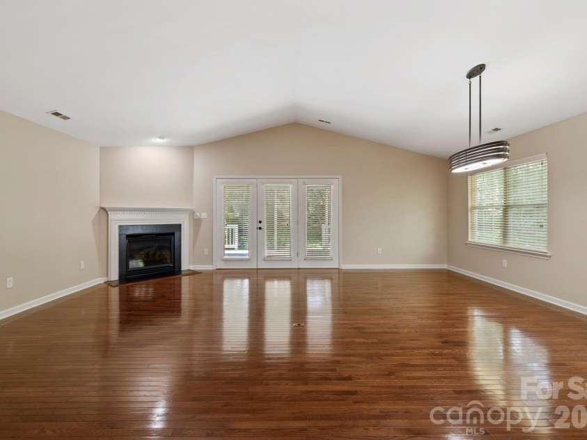 241 Fairway View Drive, Etowah, NC 28729.  MLS# CAR4304614, YatesRealty ID 2187. Sizable great room!