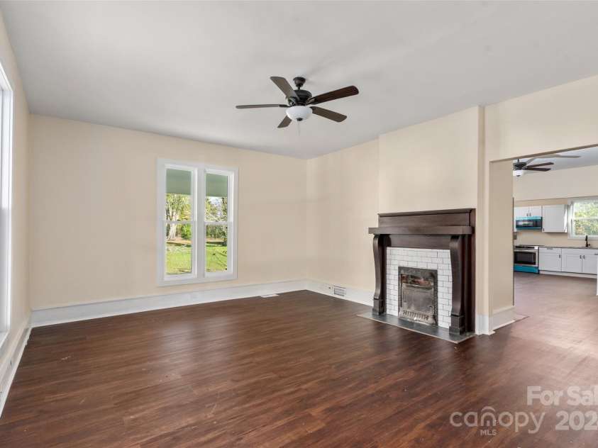 305 Elm Street, Lancaster, SC 29720.  MLS# CAR4201533, YatesRealty ID 21872. 