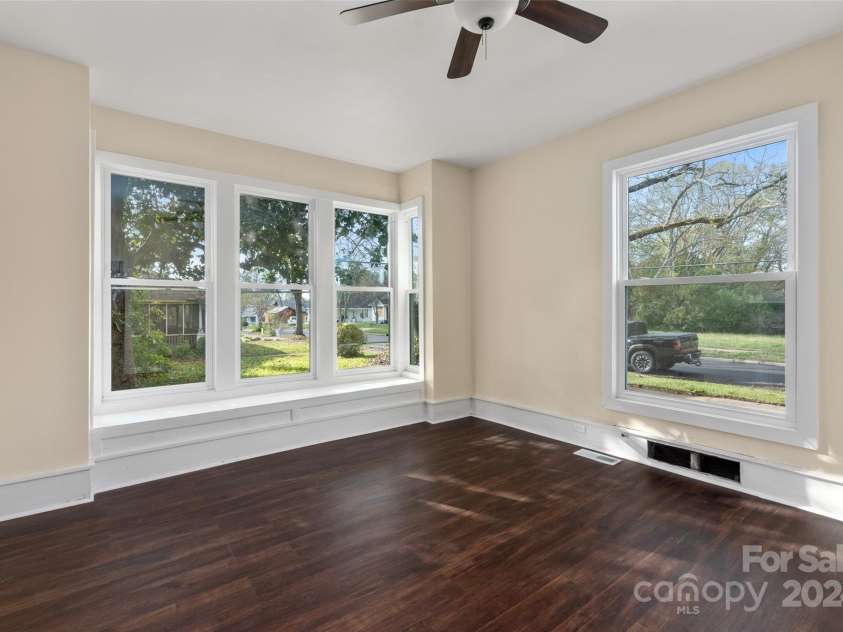 305 Elm Street, Lancaster, SC 29720.  MLS# CAR4201533, YatesRealty ID 21872. 