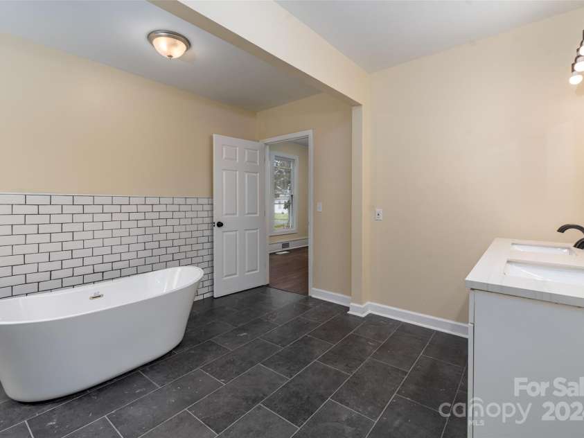 305 Elm Street, Lancaster, SC 29720.  MLS# CAR4201533, YatesRealty ID 21872. Primary Bathroom