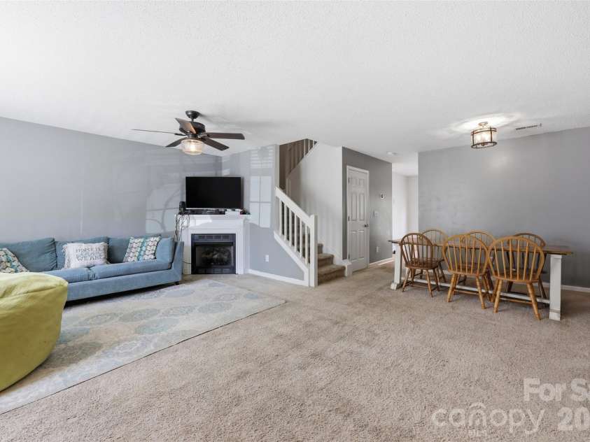 104 Gelderland Drive, Matthews, NC 28104.  MLS# CAR4378988, YatesRealty ID 21873. 