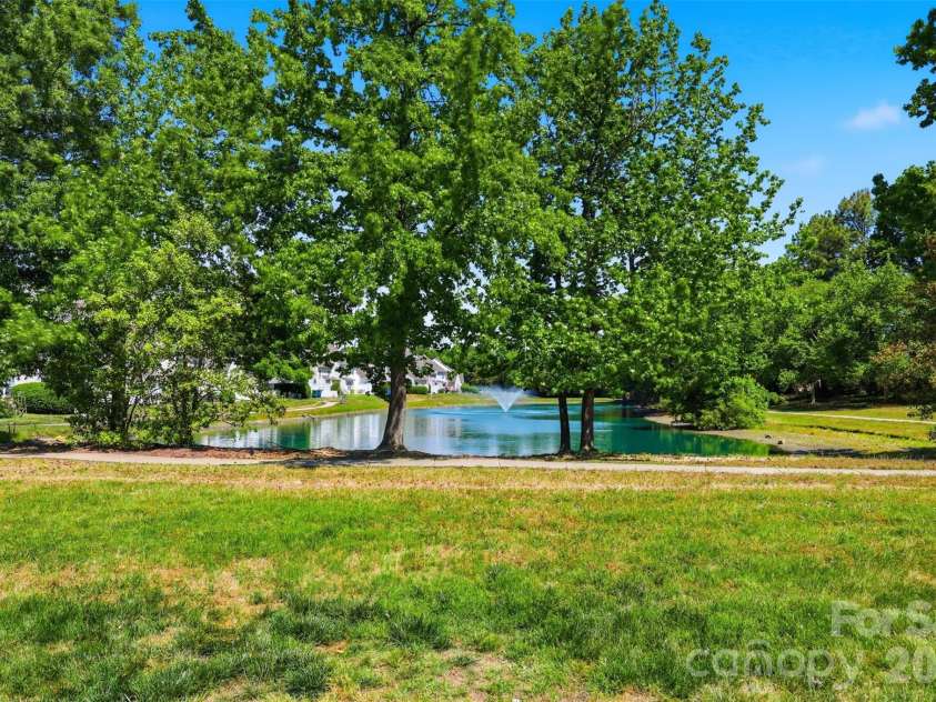 104 Gelderland Drive, Matthews, NC 28104.  MLS# CAR4378988, YatesRealty ID 21873. 