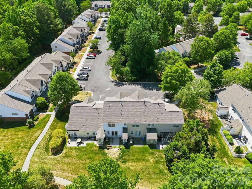 104 Gelderland Drive, Matthews, NC 28104.  MLS# CAR4378988, YatesRealty ID 21873. 