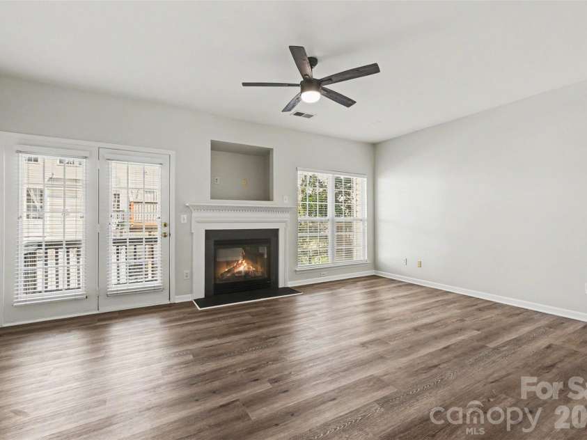 2136 Midnight Blue Lane, Fort Mill, SC 29708.  MLS# CAR4368158, YatesRealty ID 21874. 