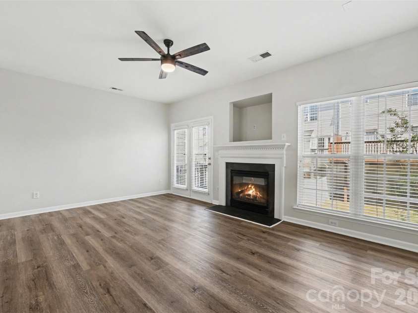 2136 Midnight Blue Lane, Fort Mill, SC 29708.  MLS# CAR4368158, YatesRealty ID 21874. 