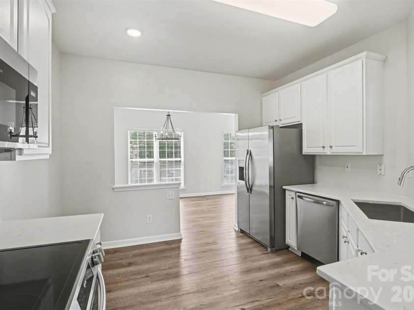 2136 Midnight Blue Lane, Fort Mill, SC 29708.  MLS# CAR4368158, YatesRealty ID 21874. 