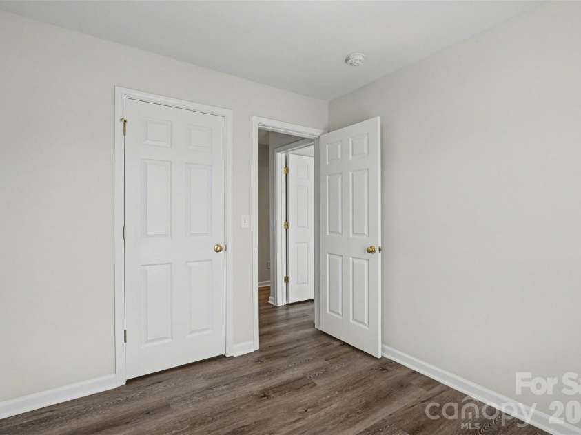 2136 Midnight Blue Lane, Fort Mill, SC 29708.  MLS# CAR4368158, YatesRealty ID 21874. 