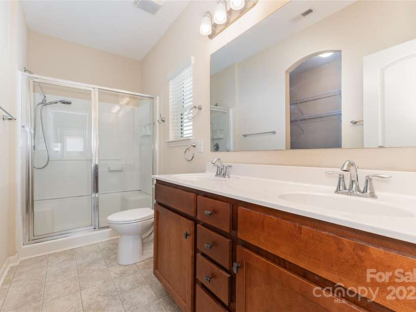 24604 Blue Heron Circle, Lancaster, SC 29720.  MLS# CAR4291057, YatesRealty ID 21875. 