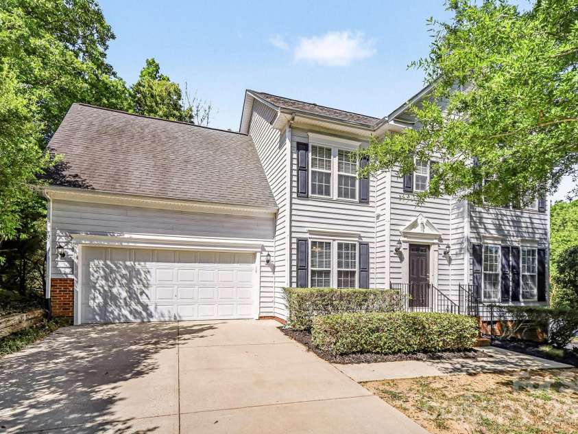 3700 Wilshire Lane, Waxhaw, NC 28173.  MLS# CAR4371753, YatesRealty ID 21875. 