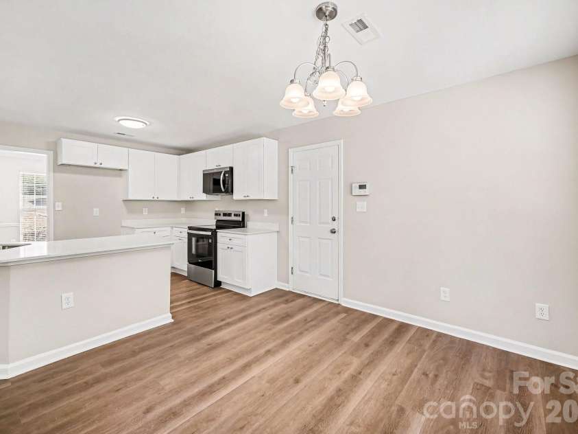 3700 Wilshire Lane, Waxhaw, NC 28173.  MLS# CAR4371753, YatesRealty ID 21875. 