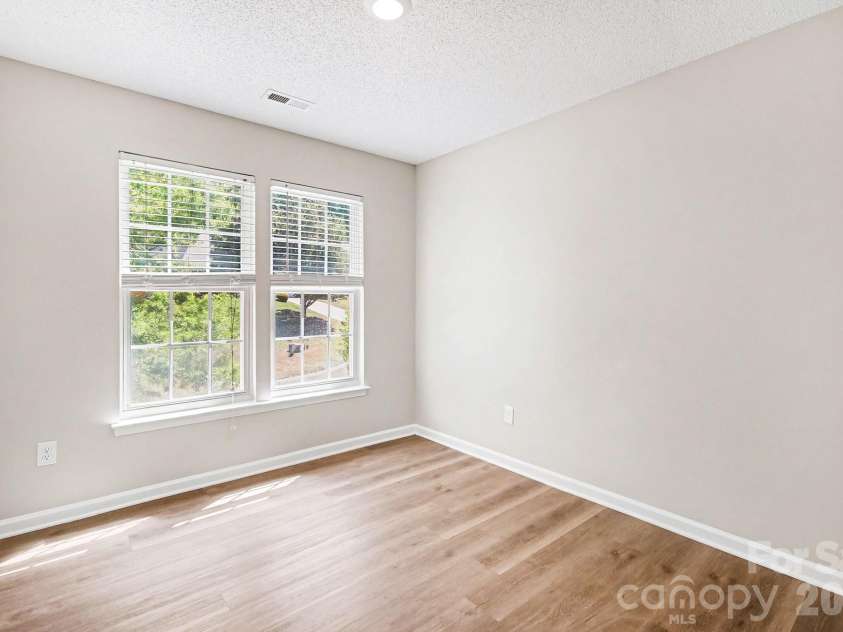 3700 Wilshire Lane, Waxhaw, NC 28173.  MLS# CAR4371753, YatesRealty ID 21875. 