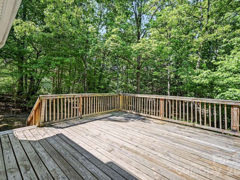 3700 Wilshire Lane, Waxhaw, NC 28173.  MLS# CAR4371753, YatesRealty ID 21875. 
