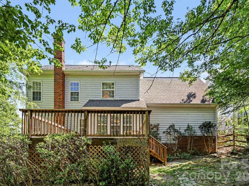 3700 Wilshire Lane, Waxhaw, NC 28173.  MLS# CAR4371753, YatesRealty ID 21875. 