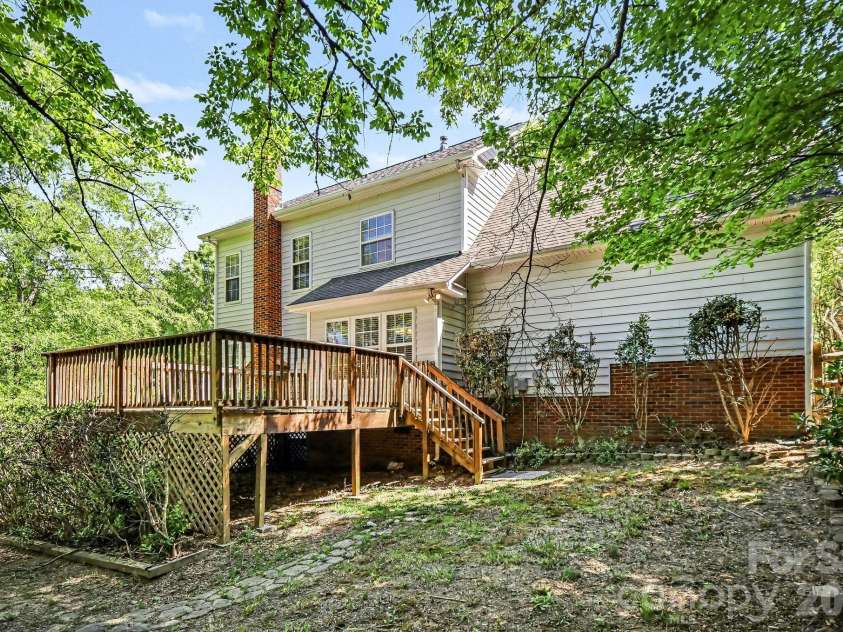 3700 Wilshire Lane, Waxhaw, NC 28173.  MLS# CAR4371753, YatesRealty ID 21875. 