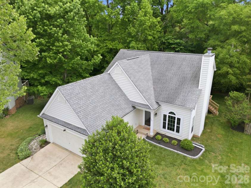 598 Viking Place, Concord, NC 28025.  MLS# CAR4376130, YatesRealty ID 21877. 
