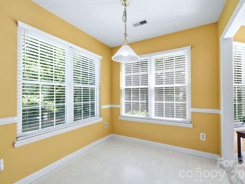 5837 Amity Springs Drive, Charlotte, NC 28212.  MLS# CAR4378822, YatesRealty ID 21879. 