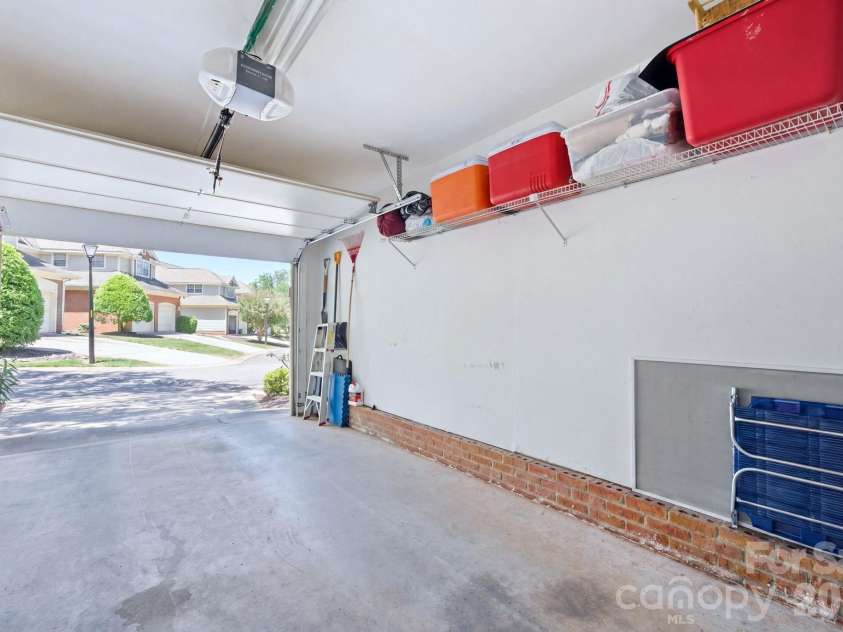 5837 Amity Springs Drive, Charlotte, NC 28212.  MLS# CAR4378822, YatesRealty ID 21879. 