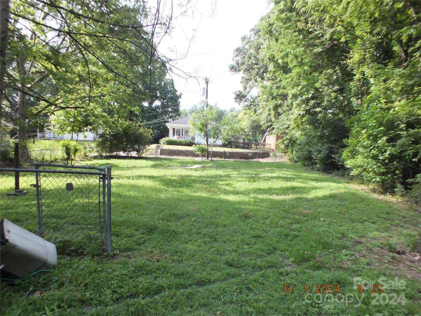 237 3RD Street, Kershaw, SC 29067.  MLS# CAR4147789, YatesRealty ID 2188. 