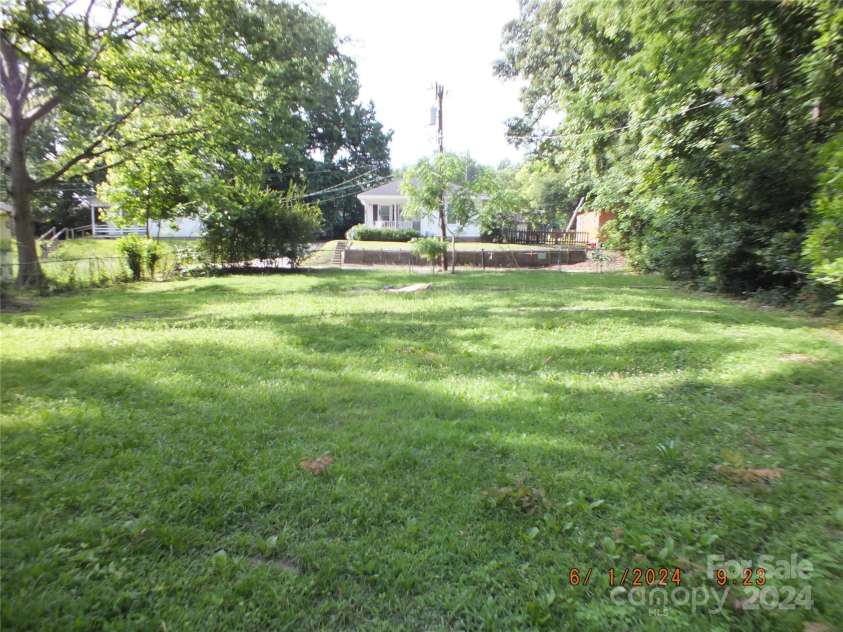 237 3RD Street, Kershaw, SC 29067.  MLS# CAR4147789, YatesRealty ID 2188. 