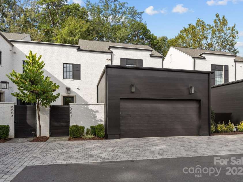 9004 Tynecastle Commons Court, Charlotte, NC 28226.  MLS# CAR4312958, YatesRealty ID 2188. 