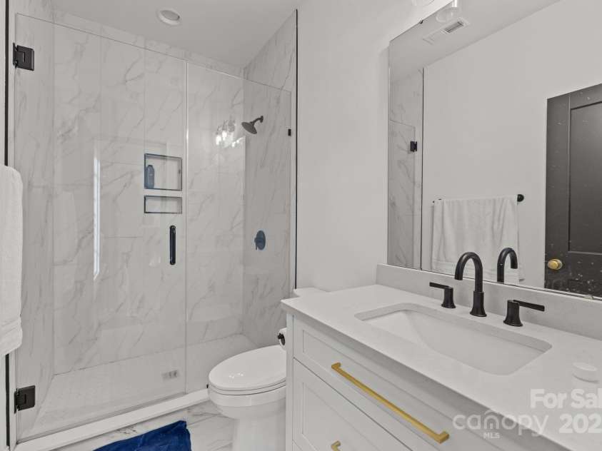 9004 Tynecastle Commons Court, Charlotte, NC 28226.  MLS# CAR4312958, YatesRealty ID 2188. 