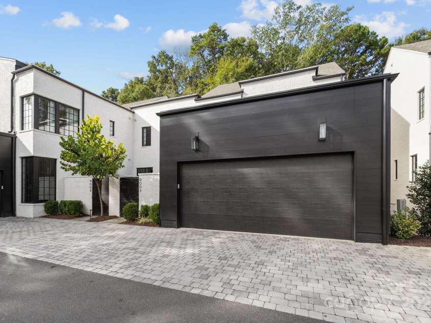 9004 Tynecastle Commons Court, Charlotte, NC 28226.  MLS# CAR4312958, YatesRealty ID 2188. 
