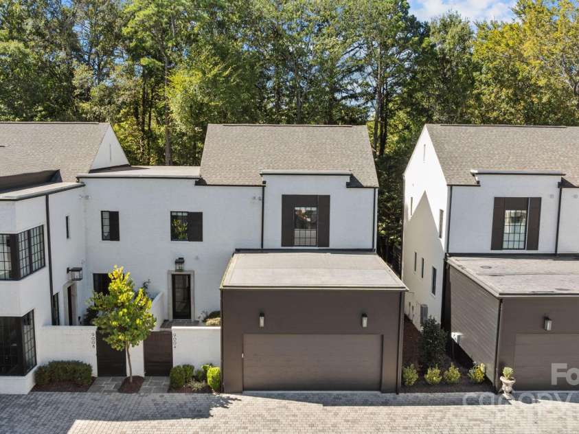 9004 Tynecastle Commons Court, Charlotte, NC 28226.  MLS# CAR4312958, YatesRealty ID 2188. 