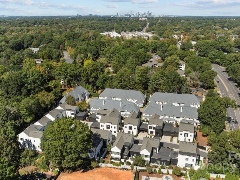 9004 Tynecastle Commons Court, Charlotte, NC 28226.  MLS# CAR4312958, YatesRealty ID 2188. 