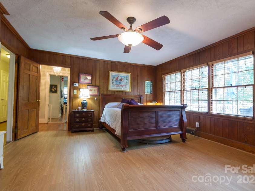 613 Ridge Street, Kings Mountain, NC 28086.  MLS# CAR4267266, YatesRealty ID 21881. 