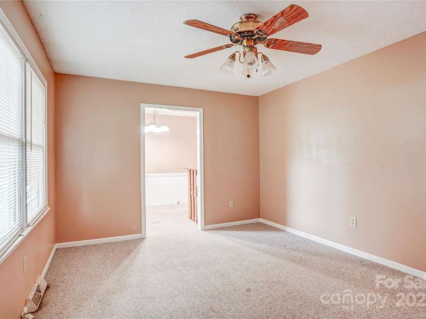 6573 Weldon Circle, Concord, NC 28027.  MLS# CAR4255855, YatesRealty ID 21884. 