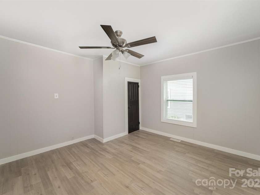 210 Marshall Street, Rock Hill, SC 29730.  MLS# CAR4270533, YatesRealty ID 21885. 