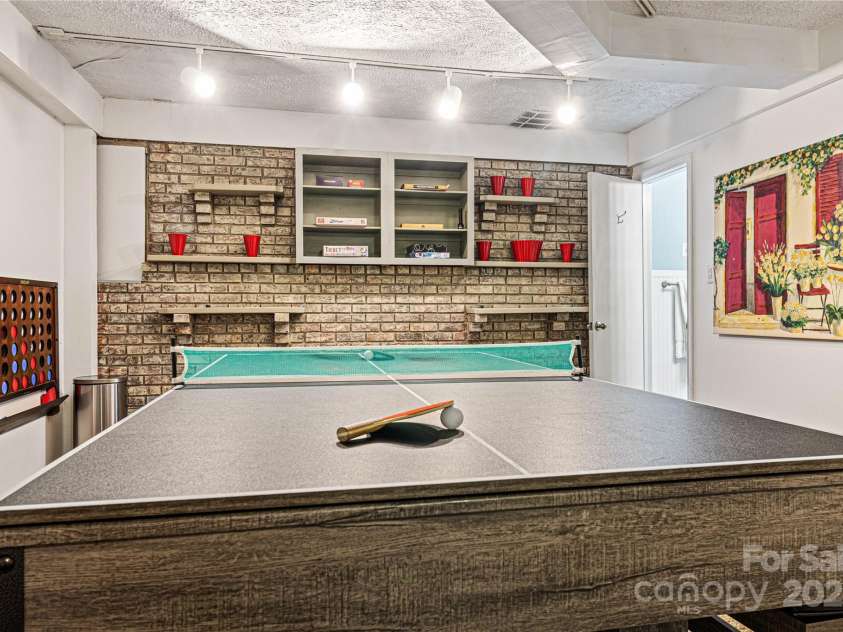 21 Christy Lane, Maggie Valley, NC 28751.  MLS# CAR4215819, YatesRealty ID 21889. 