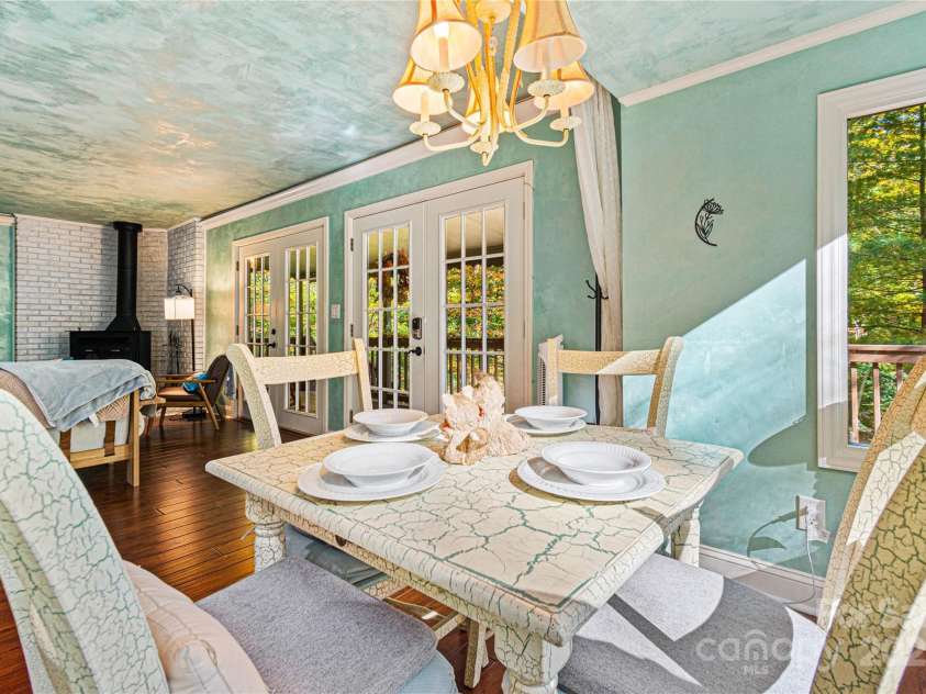 21 Christy Lane, Maggie Valley, NC 28751.  MLS# CAR4215819, YatesRealty ID 21889. 