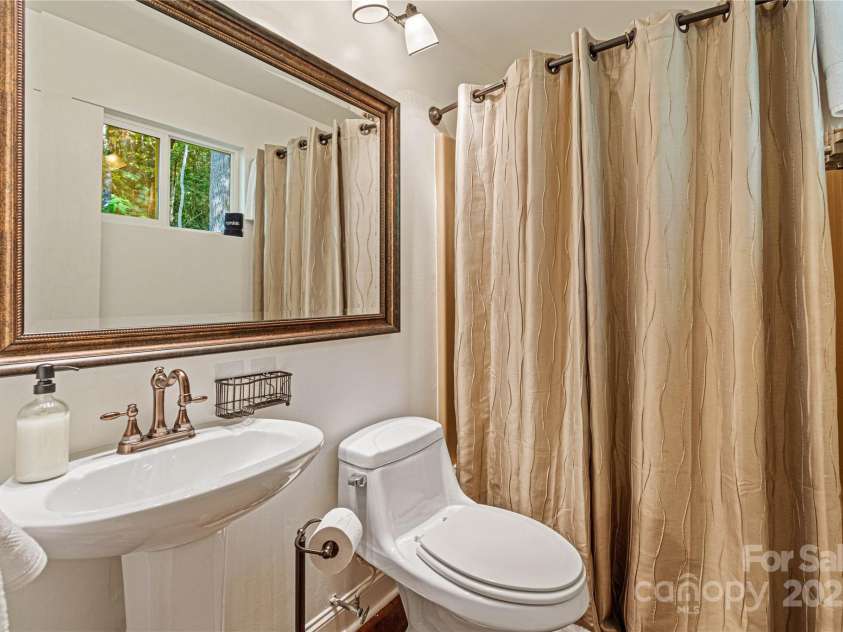 21 Christy Lane, Maggie Valley, NC 28751.  MLS# CAR4215819, YatesRealty ID 21889. 